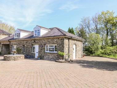 Fisher Granary Lampeter