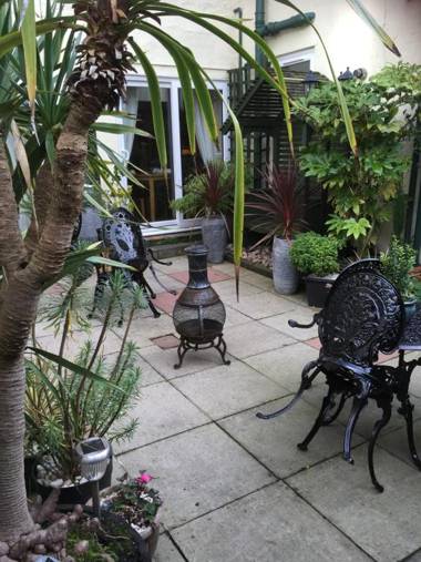 Abbey Court Guest House