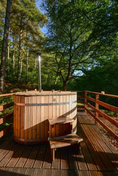 Broomhills Farm River Eco Pods