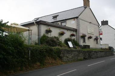 Flambards Hotel & Restaurant