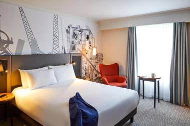 Mercure Cardiff North Hotel