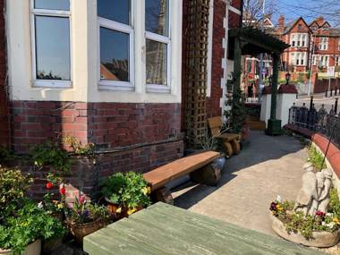 Aberthaw House Hotel