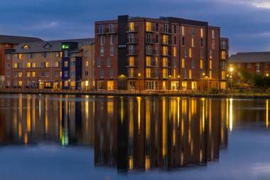 Staybridge Suites - Cardiff an IHG Hotel