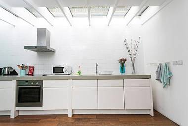 Scandi Chic Designer House - Free secure parking