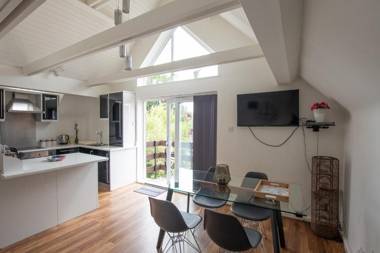 The Penthouse Canterbury - Cathedral View