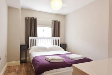 Roper Road- Cosy apartment just outside of city centre