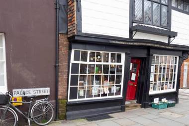 King's Corner - Townhouse in the Heart of the City