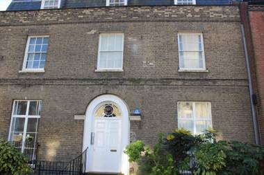 Cambridge City Studios by Paym¿Club