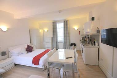 Cambridge City Studios by Paym¿Club