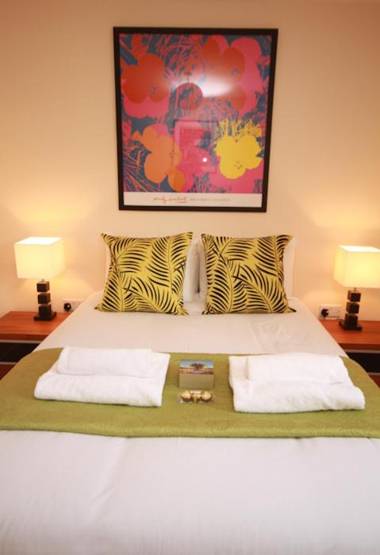 Signet Apartments - The Triangle