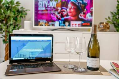 Tailored Stays - Central Cambridge Studios Free Parking