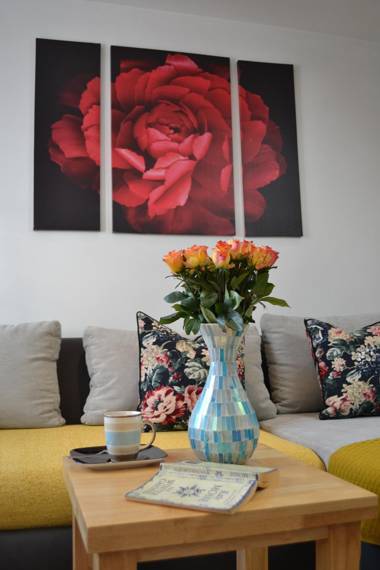 Apartment near Rail StationFREEparkingBus Stop