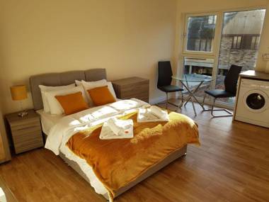 Paradise apartments in centre of Cambridge By Koala & Tree Short Lets & Serviced Accommodation
