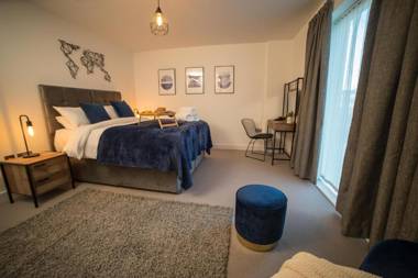 Luxury Cambridge City Apartment  FREE PARKING