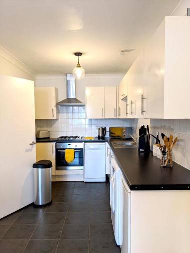 Bridgeview 2 Bed Apt - Cambridge By Koala & Tree Short Lets & Serviced Accommodation