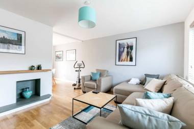 Fabulous Spacious Family Home