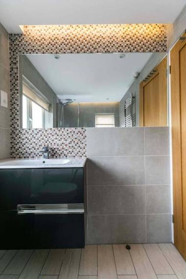 Spacious Modern Garden Family Home