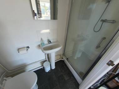 North Cambridge Guesthouse by Payman Club