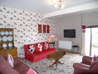 Cae Berllan Cottages