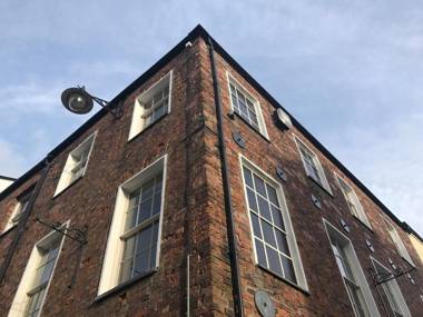 Ty Glyndwr Bunkhouse Bar and cafe