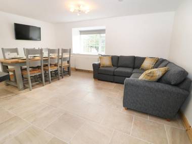 Ysgubor Fawr Caernarfon