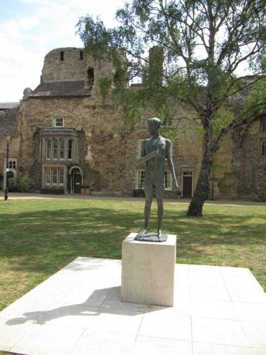 The Abbey Hotel & Own Access Apartments