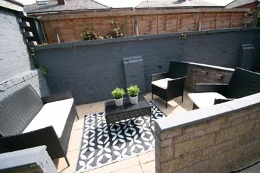 Ideal Lodgings in Bury