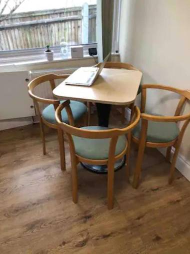 Whole house cottage with parking and huge garden