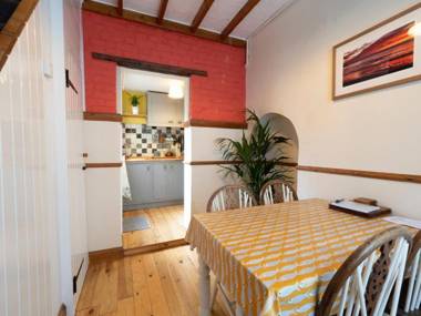 Ethelbert Cottage - cosy couples retreat in the heart of Broadstairs