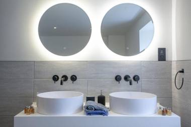 Pilgrim Maritime Suites Brixham