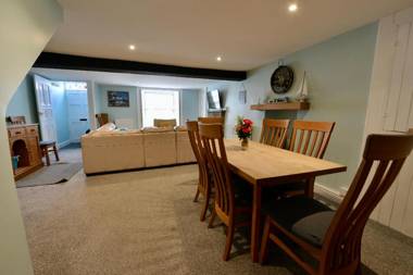 Delightful Period Cottage in the Heart of Brixham