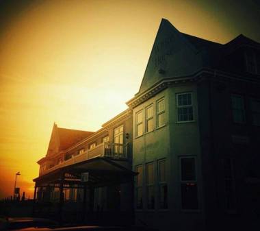 White Horse Hotel by Greene King Inns