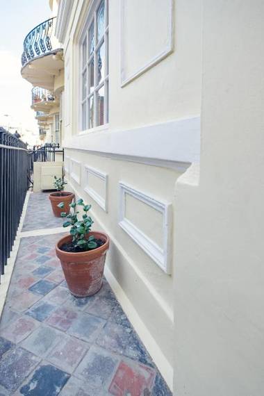 Regency Square Town House