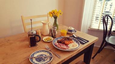 Starlings Guest House