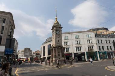 Portland Street with Free Parking