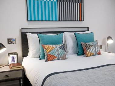 Q Square by Supercity Aparthotels