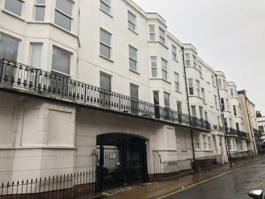 Burlington Street with Free Parking Nr Btn College Hospital & Seafront