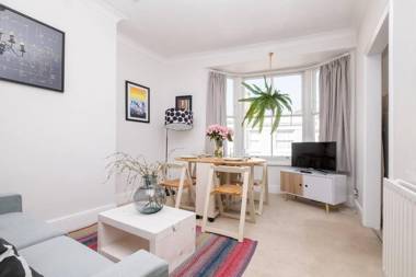 The Perfect One Bedroom Apartment!