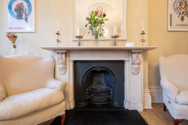 Contemporary Regency Balcony Apartment By The Sea!