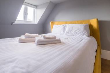 Superb Studio Apartment with Sea View Central Brighton