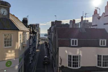 Modern & Chic Sea View Apartment Central Brighton