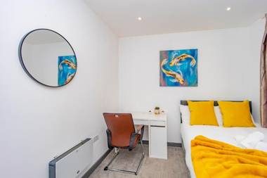 Modern 3 bed flat in quiet BRIGHTON location
