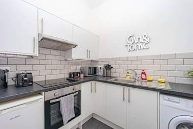 ONE BEDROOM FLAT I Walking distance to Brighton station
