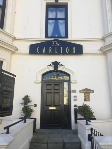 The Carlton's Holiday Suites