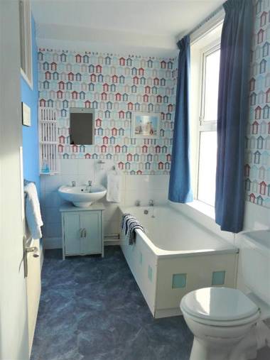 Apartment 3 Marina Holiday Apartments