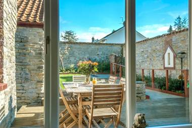 Cossington Park Cottage