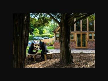 The Pheasant at Neenton