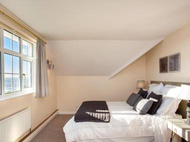 Charlesworth Braunton