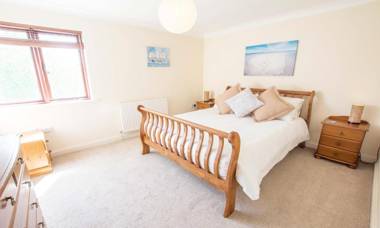 Oyster Cottage Braunton | Sleeps 6 | Dog Friendly