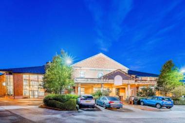 Clarion Cedar Court Bradford Hotel